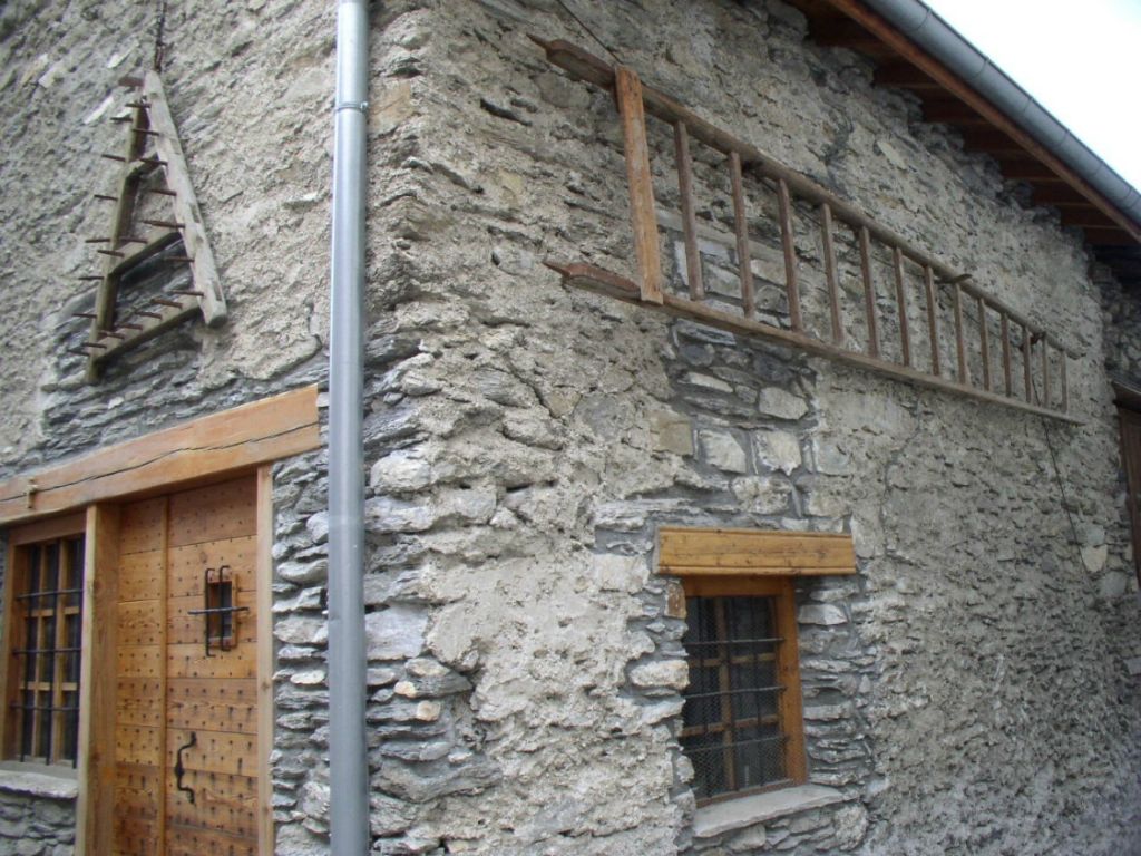 Maison typique au dessus de la mairie